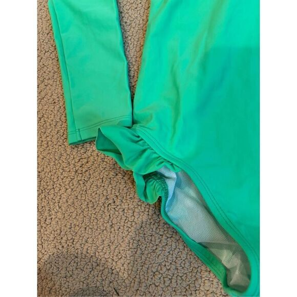 Pearl Street Swim Flutter One Piece Rashguard 9/10 - Picture 2 of 4